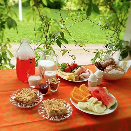 Putkisalon Kartano Hellahuoneisto 란타살미
